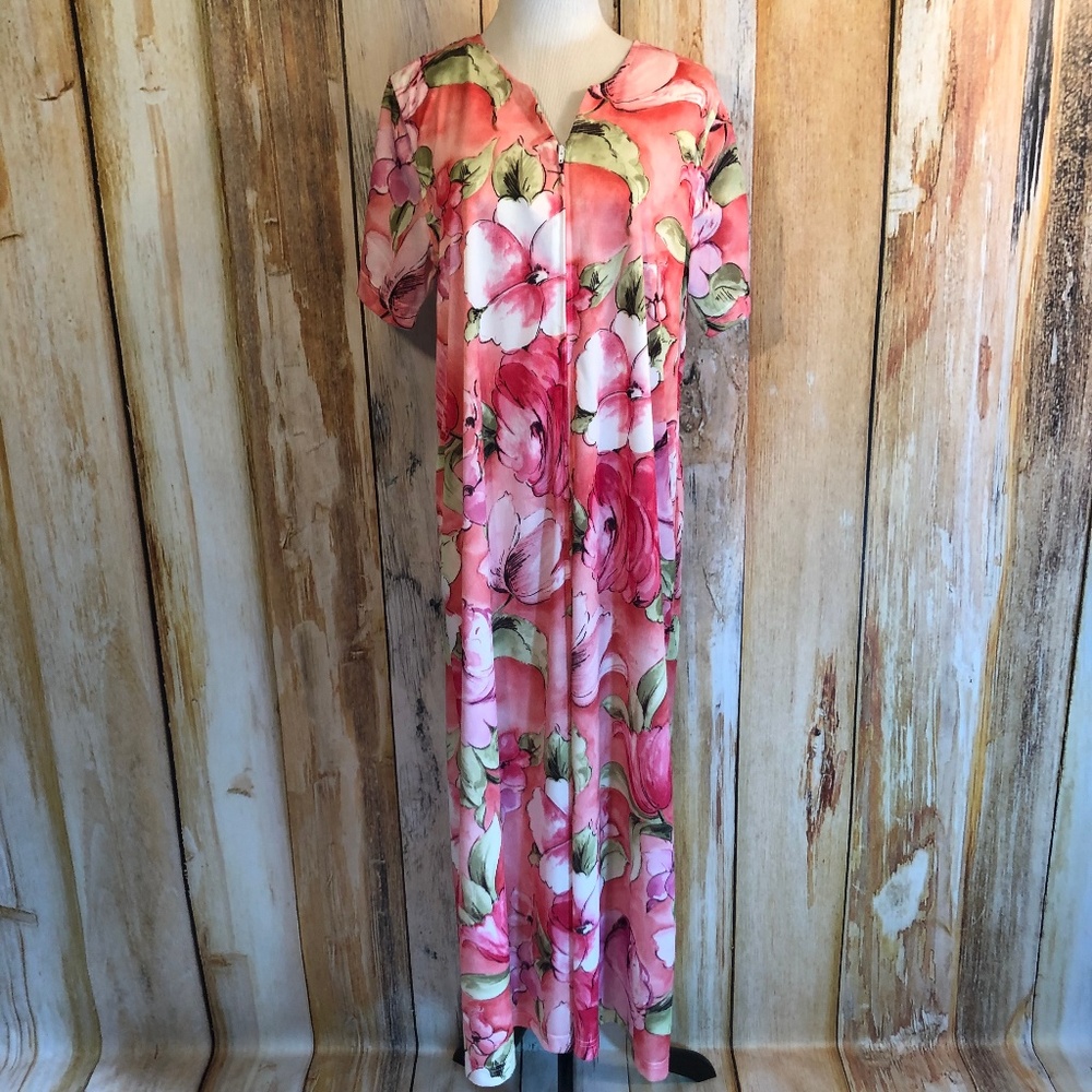 CW Classics Long Pink Floral Robe Caftan sz M EUC!